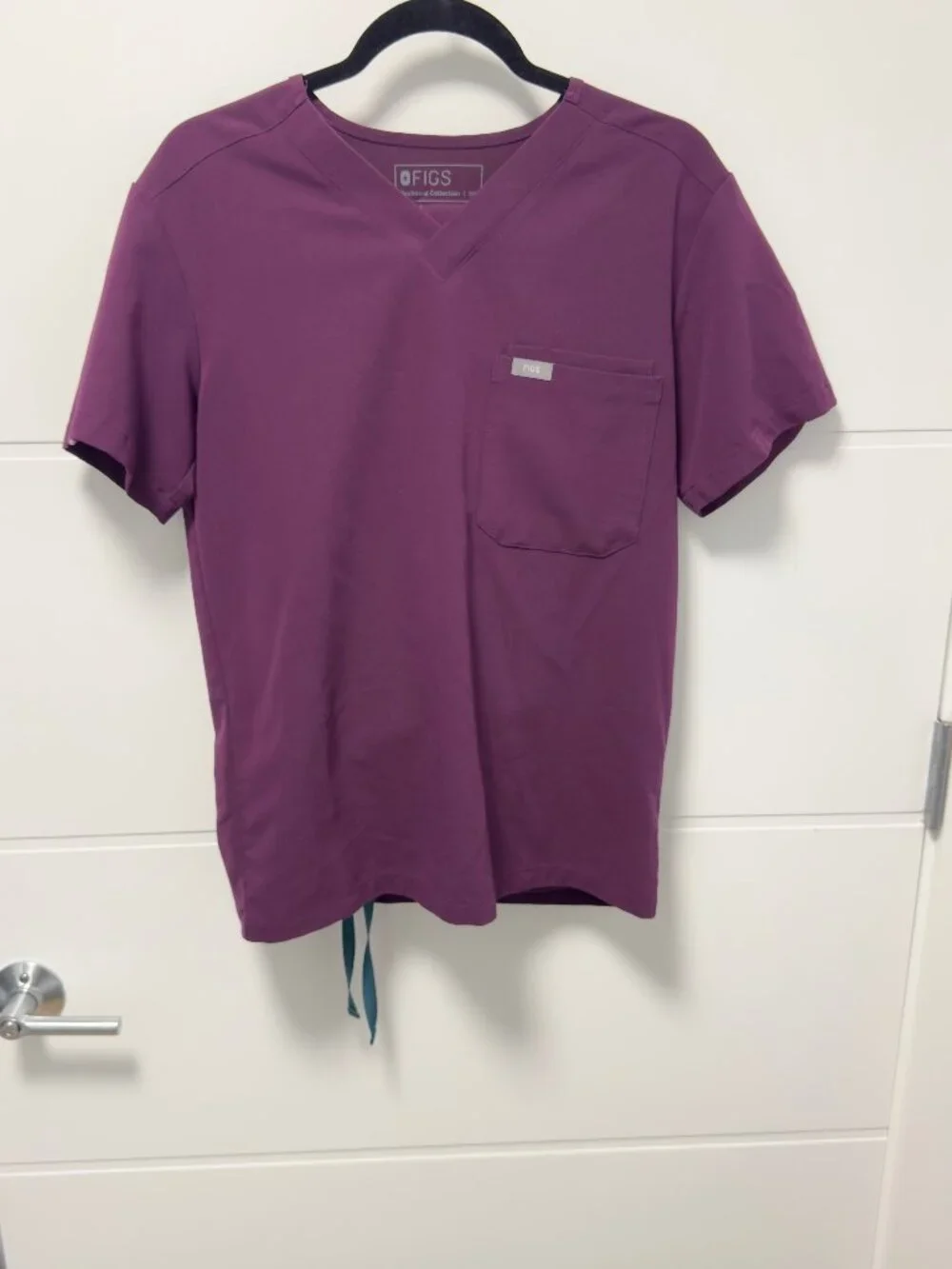 Plum Figs Scrub Set (Top + Pants)